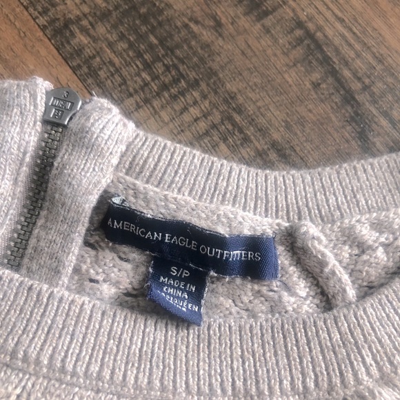 American Eagle Tan Knit Sweater - Picture 6 of 8